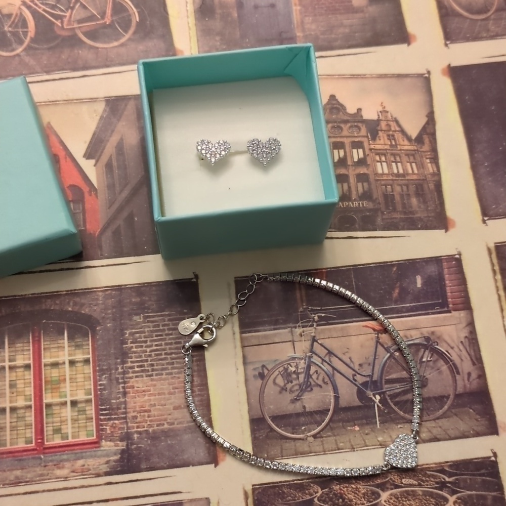 Hearts earrings and bracelet set